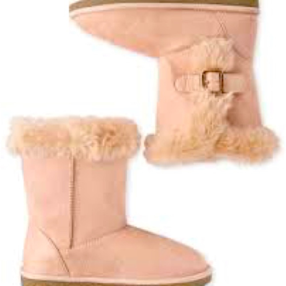 NWT Fur Boot